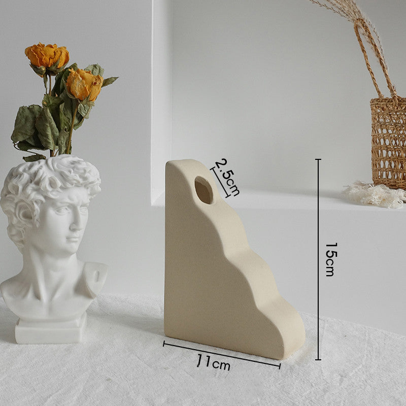 Simplicity Ceramic Vase Dry Flower Arrangement